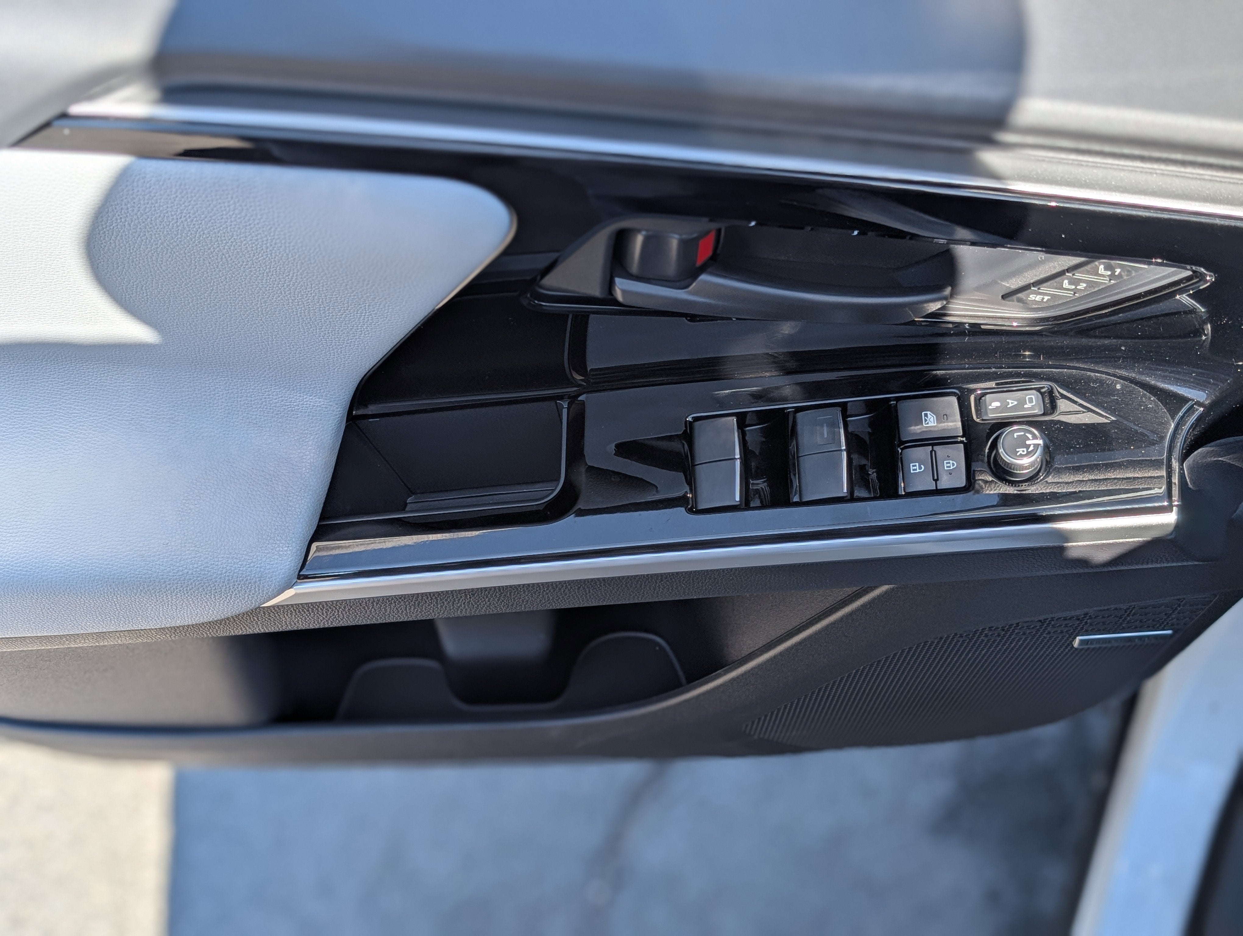 2024 Subaru Solterra Limited