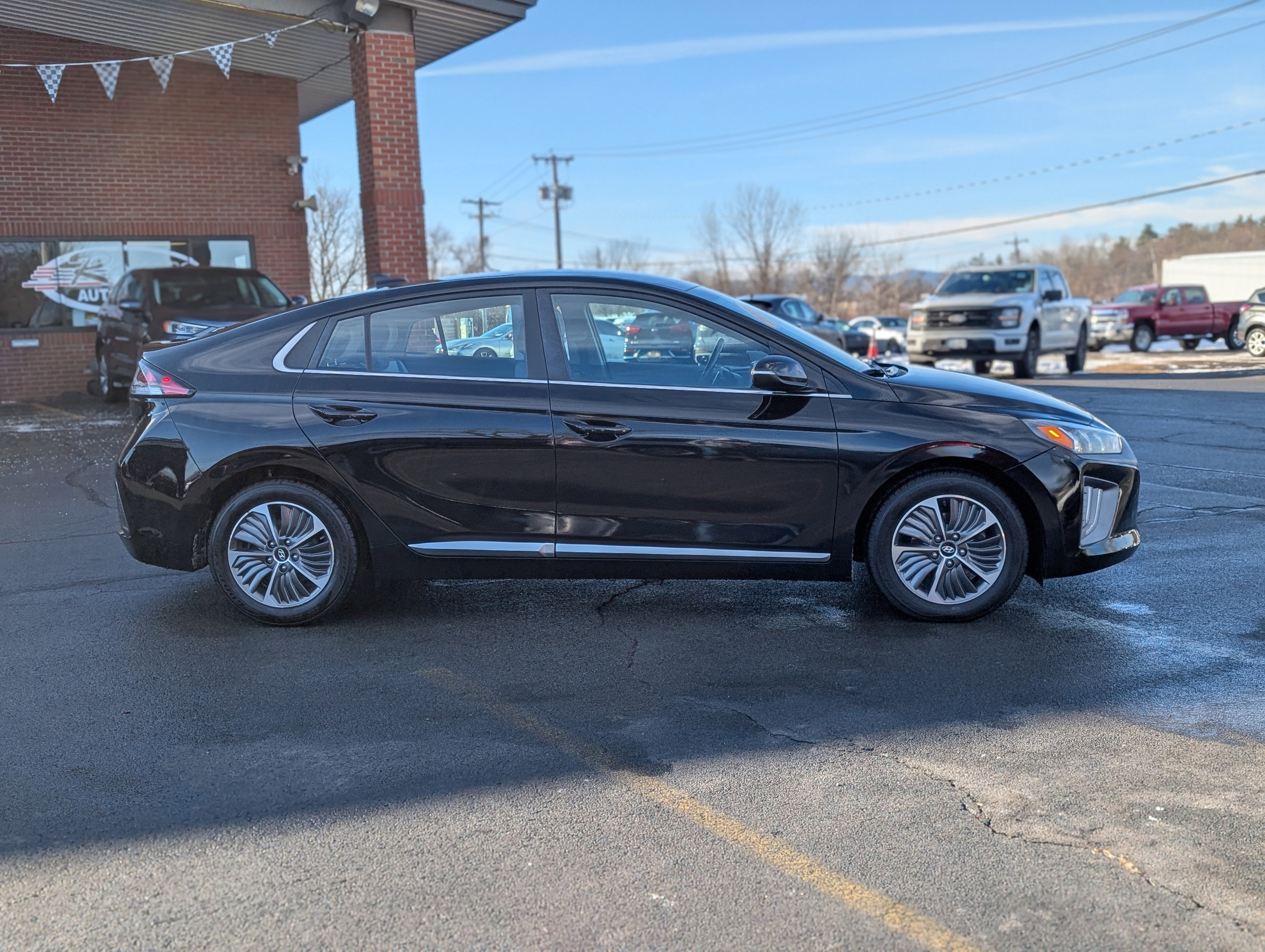2021 Hyundai Ioniq Plug-In Hybrid SEL