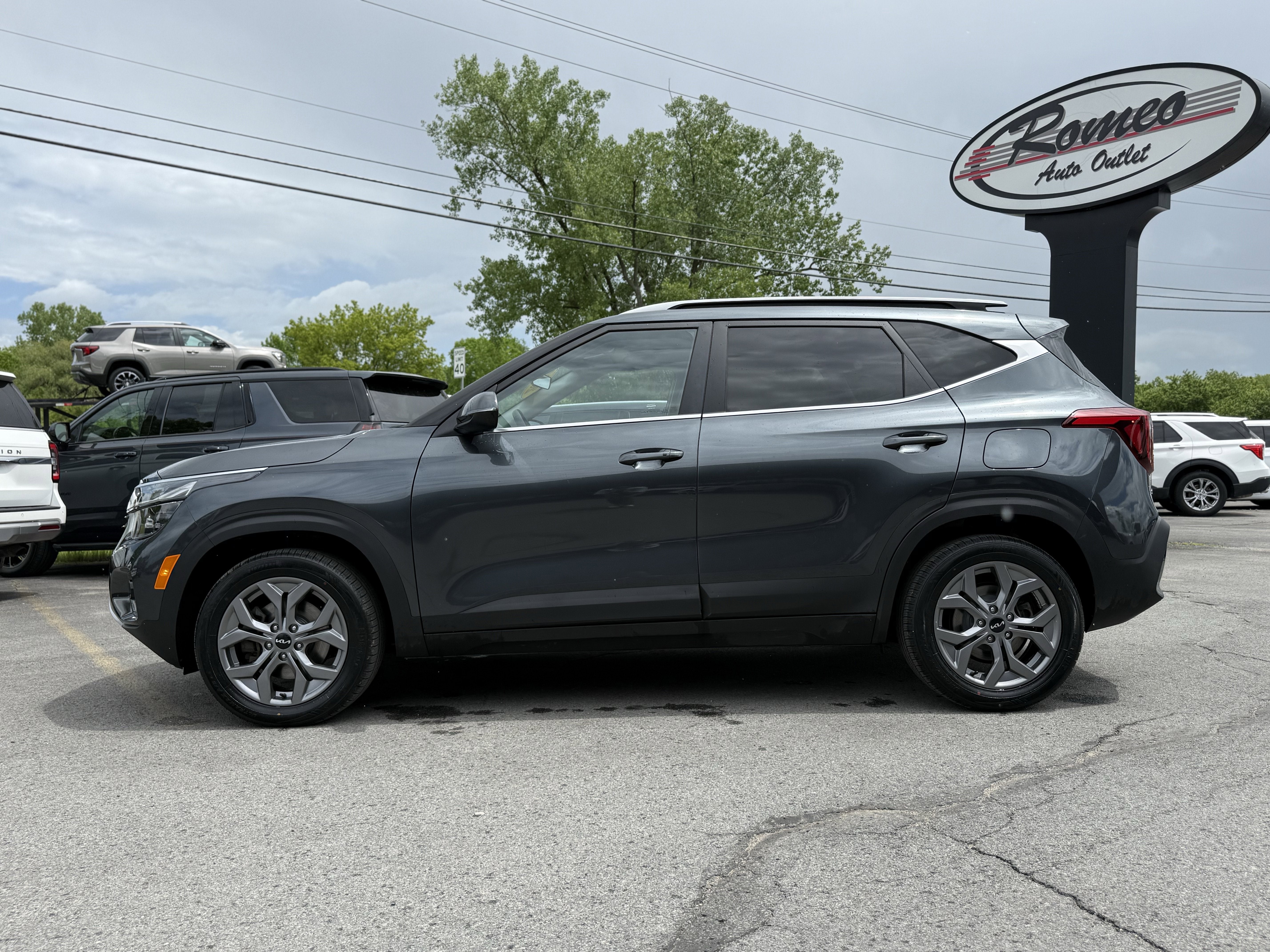 2024 Kia Seltos S