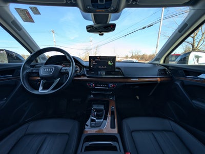 2022 Audi Q5 45 S line Premium quattro