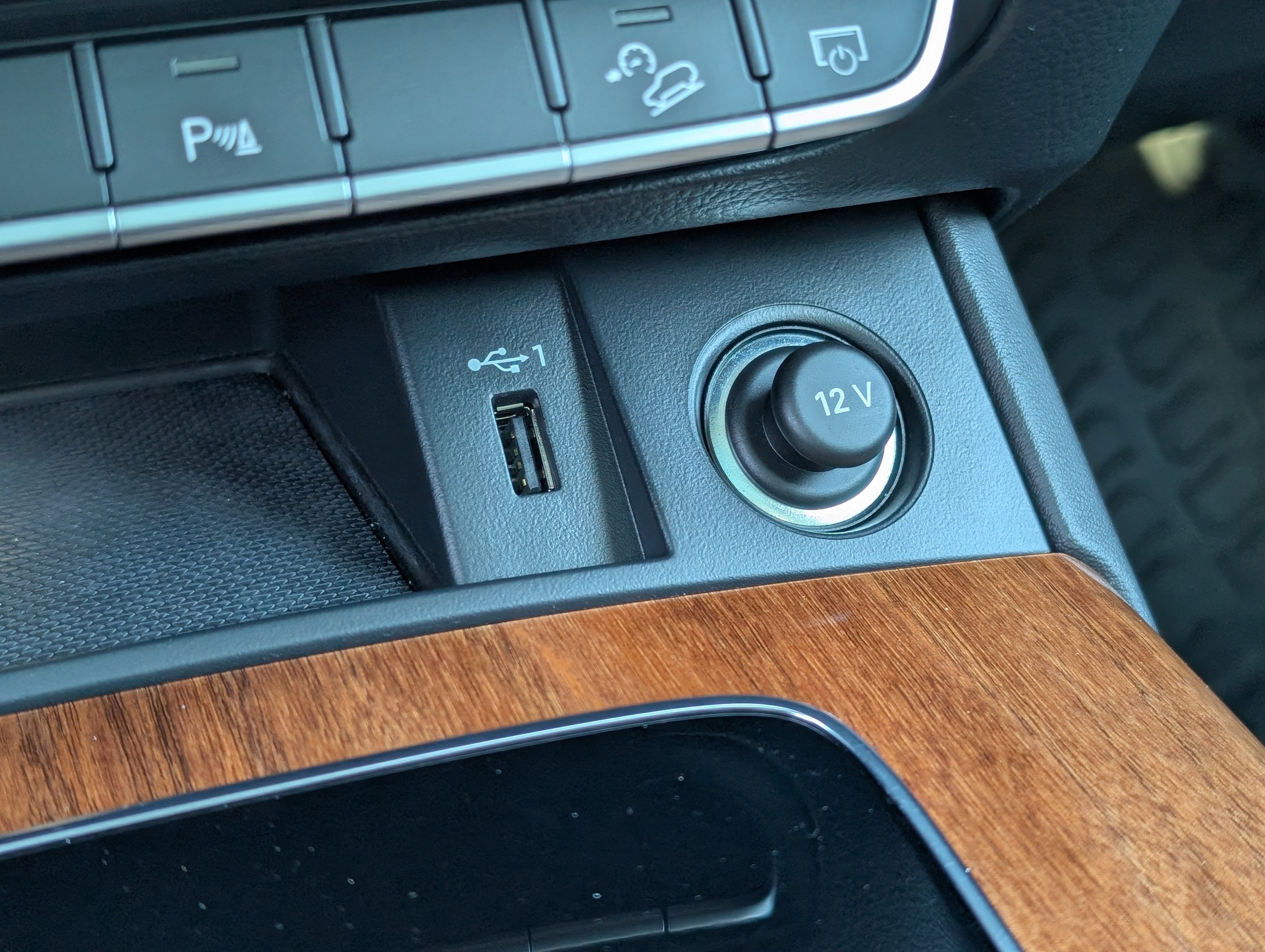 2022 Audi Q5 45 S line Premium quattro