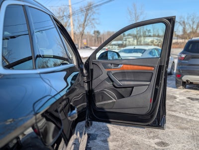 2022 Audi Q5 45 S line Premium quattro