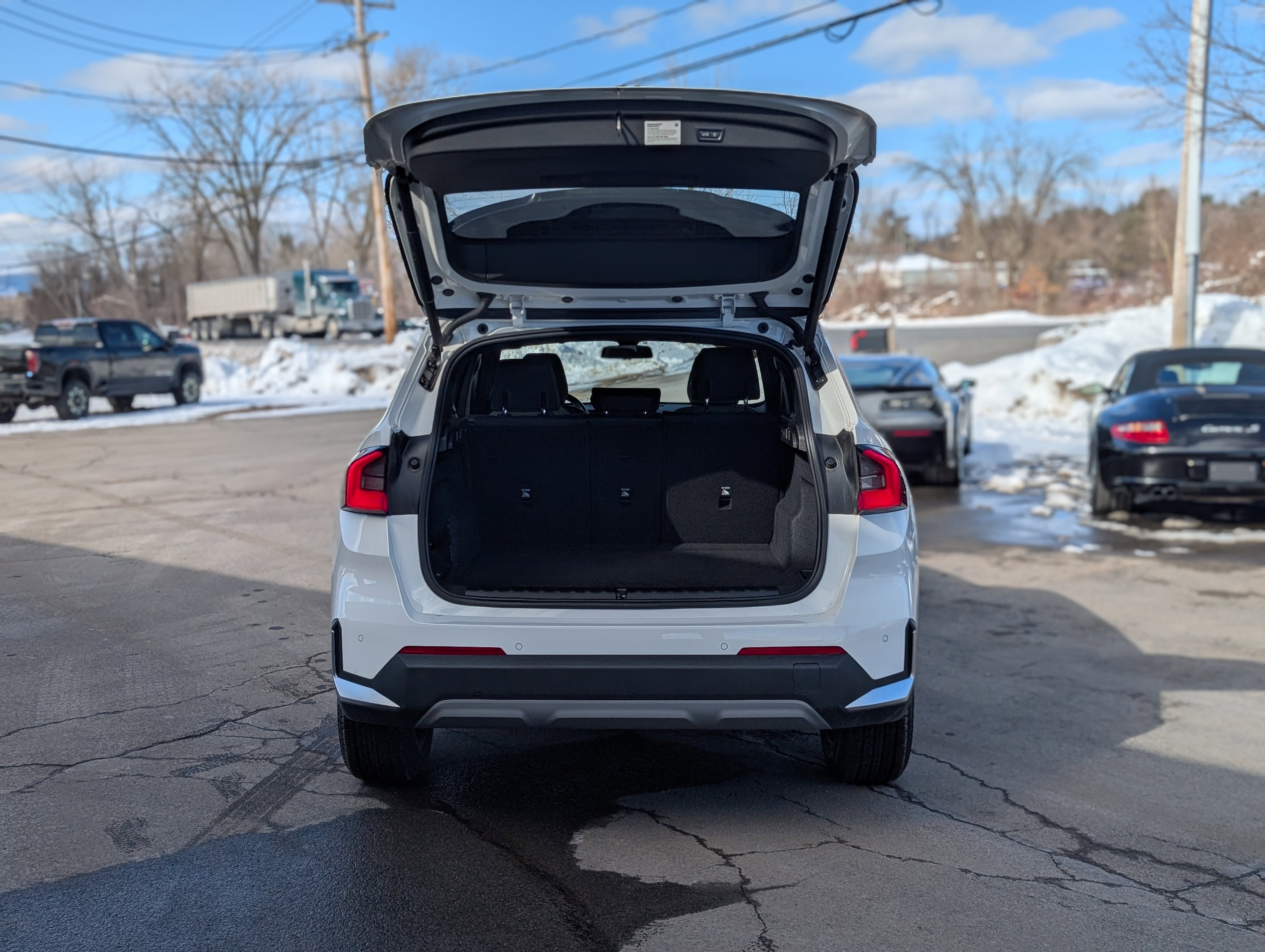 2023 BMW X1 xDrive28i