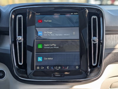 2024 Volvo XC40 B5 Plus Bright Theme