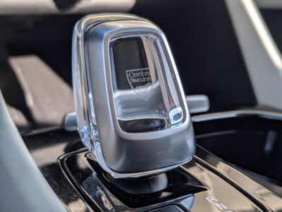 2024 Volvo XC40 B5 Plus Bright Theme