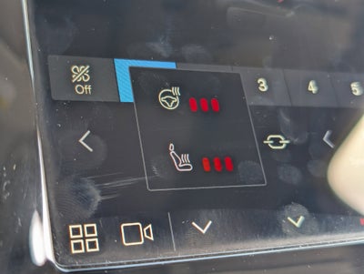 2024 Volvo XC40 B5 Plus Bright Theme