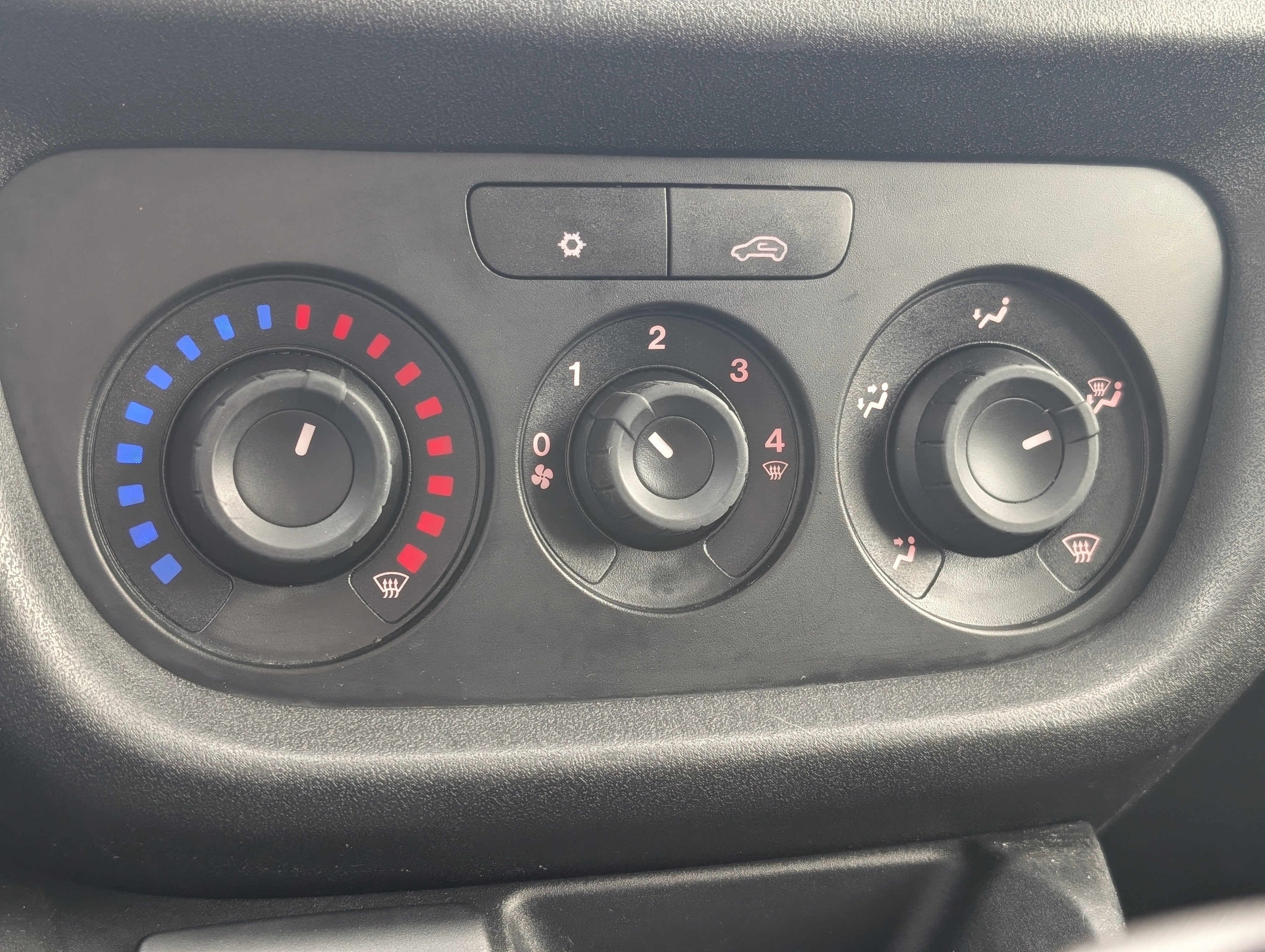 2022 RAM ProMaster City Base